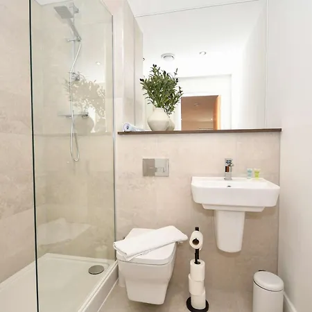 Bright 2 Bed In - Sleeps 4 Appartement *