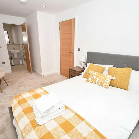 Bright 2 Bed In - Sleeps 4 Appartement Leeds (West Yorkshire)