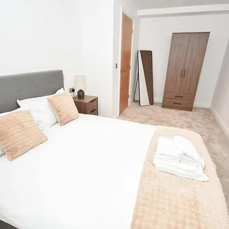 Appartement Bright 2 Bed In - Sleeps 4 *
